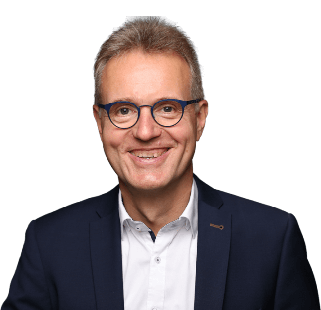 slider_trainerprofil_startseite__bueckerhead_groß_vordergrund_2021